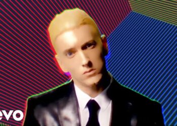 Eminem – Rap God (Explicit) [Official Video]