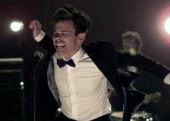 Fun.: We Are Young ft. Janelle Monáe [OFFICIAL VIDEO]