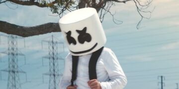 Marshmello – Alone (Official Music Video)