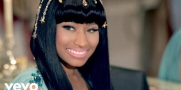 Nicki Minaj – Moment 4 Life (Clean Version) (Official Music Video) ft. Drake