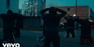 Jorja Smith – Blue Lights [French Remix] (Official Music Video) ft. Dosseh