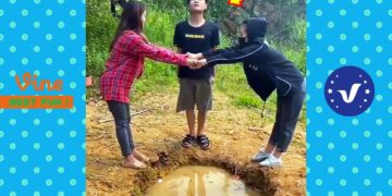 New Funny Videos 2020 ● People doing stupid things P164