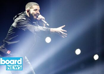 Drake Went 0 to 100 Real Quick on Crowd Member for Inappropriately Groping Females | Billboard News