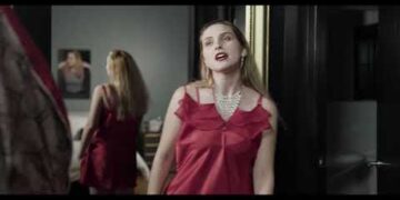 DK Robin ft Rose Salamone – I'm Not A Machine – HipHop Music Video