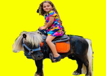 Aslı yaren Made a Horse fun kid video , Little Kids Riding A Horse