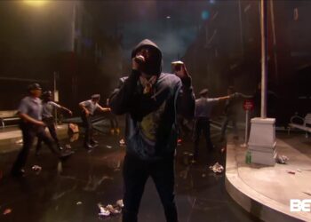 Meek Mill – Stay Woke feat. Miguel (Live @ BET Awards)