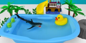 Children's Pool Slide Shark Playset With Sea Animals – Fun Toys For Kids