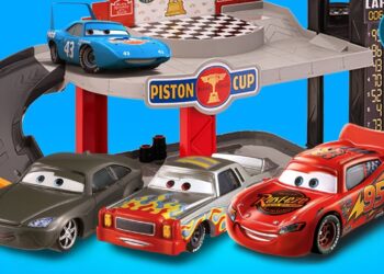 Lightning McQueen Cars 3 Garage with Gerti Toys