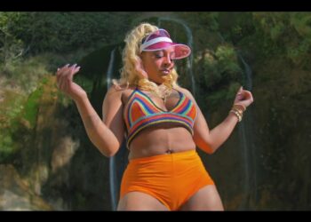 Liza Monet – Y a comme un pépin (Clip Officiel)