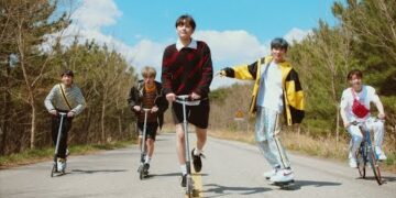TXT (투모로우바이투게더) 'Cat & Dog' Official MV (English ver.)