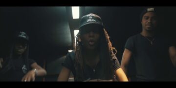 Vicky R – Je reviens bientôt (Clip Officiel)