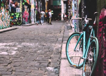 Royalty free music: Indie Pop (Background music)