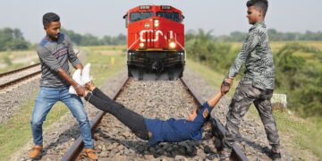 New Top Funny Comedy Video 2020__Very Funny Stupid Boys__Episode–81–Indian Fun — Funny Day