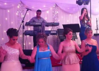 Susy Ala singing Georgina/Khamriyé at Wedding Meeryayé 23.06.2012 : Kurdish song