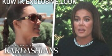 Are Kourtney Kardashian & Scott Hooking Up Again?! | KUWTK Exclusive Look | E!