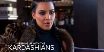 KUWTK | Rob Kardashian Forces Kim K. to Talk to Blac Chyna? | E!
