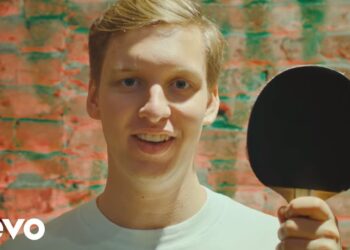 George Ezra – Shotgun (Lyric Video)