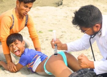 Whatsapp funny videos_Verry Injection Comedy Video Stupid Boys_New Doctor Funny videos 2020_Ep-17